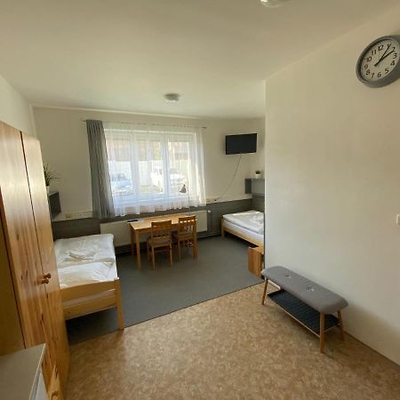Apartmany Premyslova Градец-Кралове Экстерьер фото