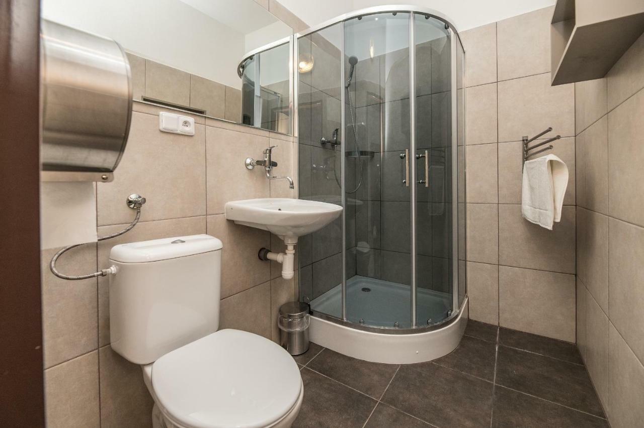 Apartmany Premyslova Градец-Кралове Экстерьер фото